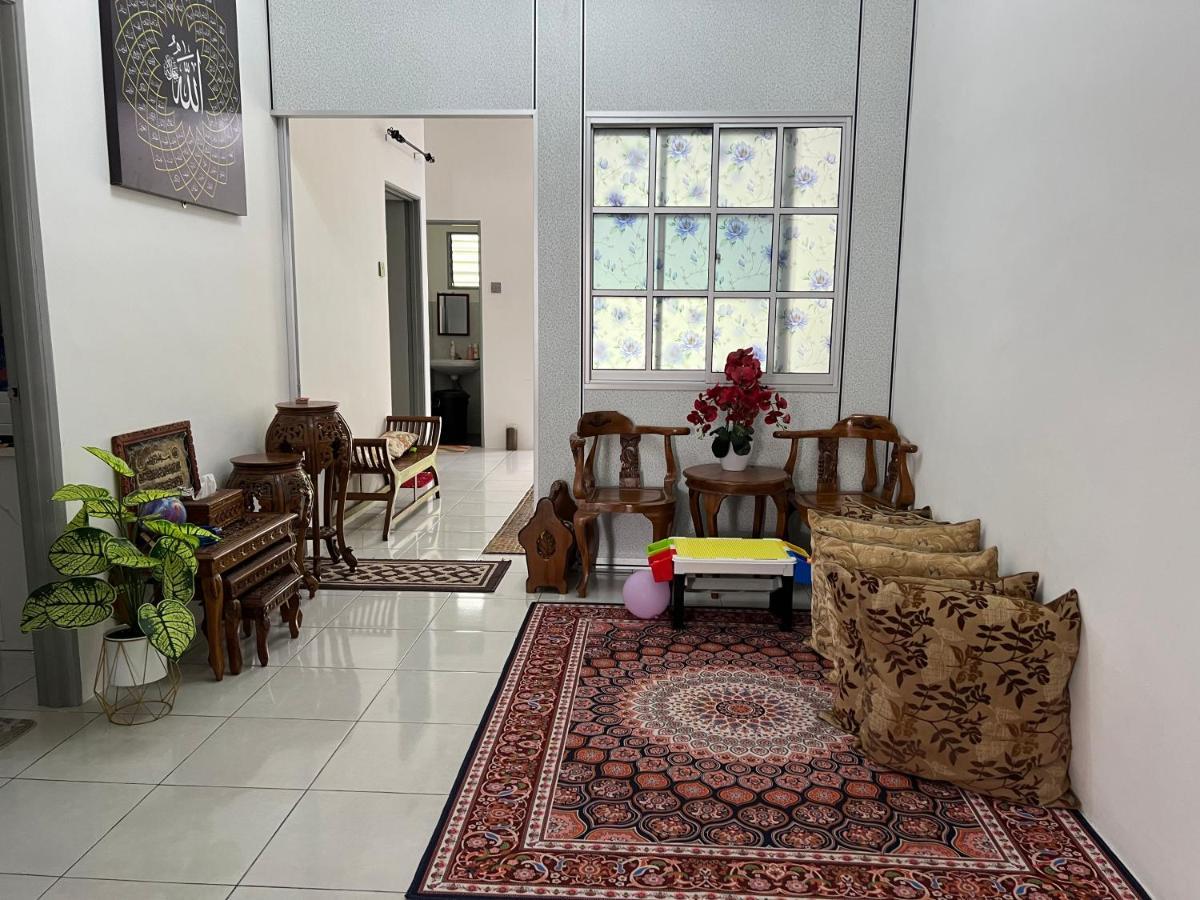 Mieda Rizqi Homestay Kampong Melayu Changkat Larah Eksteriør billede