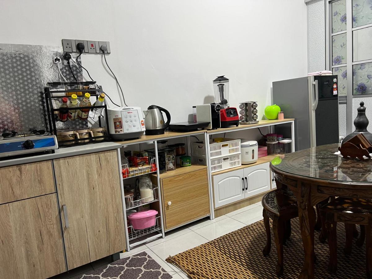 Mieda Rizqi Homestay Kampong Melayu Changkat Larah Eksteriør billede